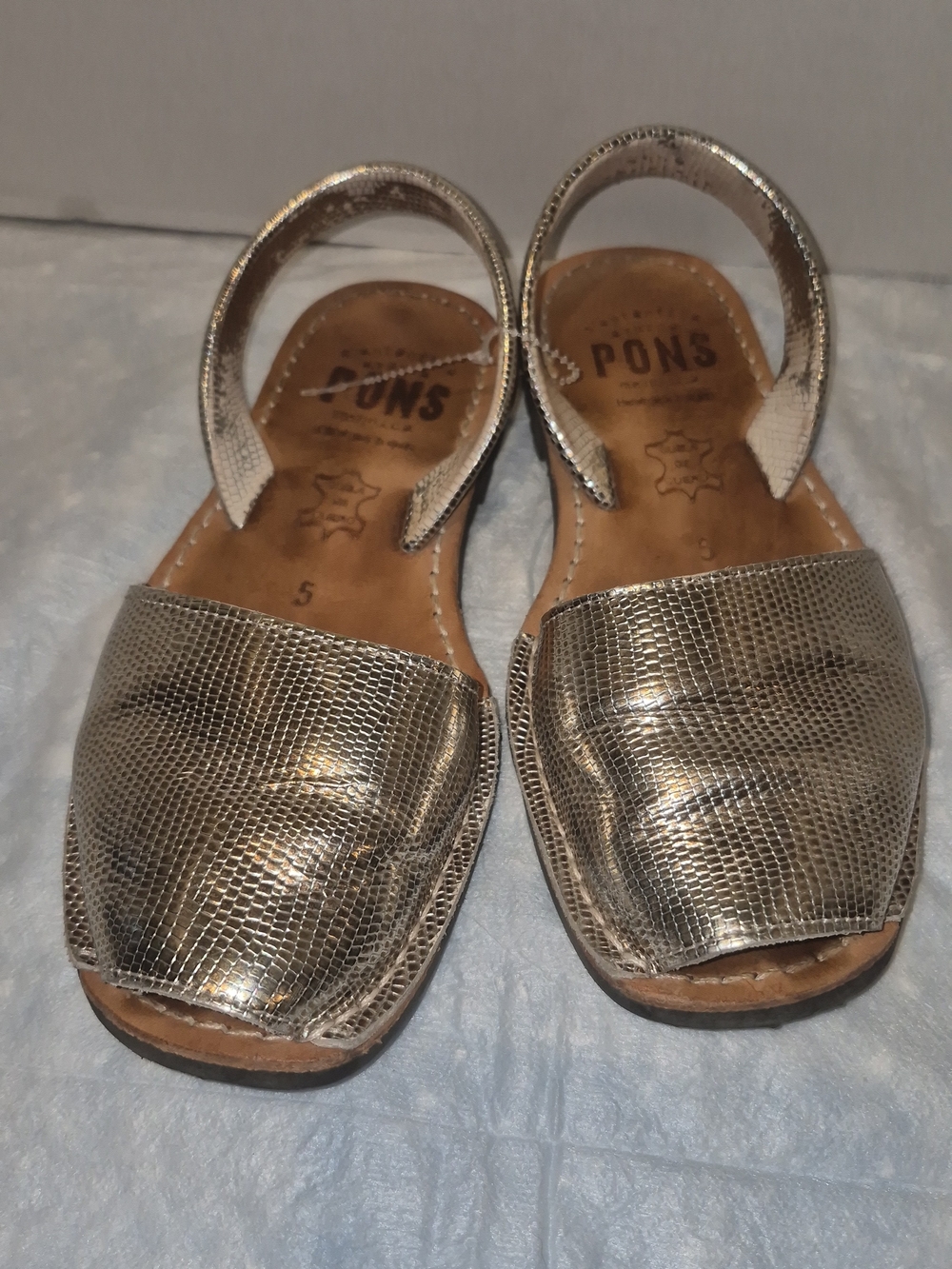 PONS Metallic Silver Women’s Slingback Sandals